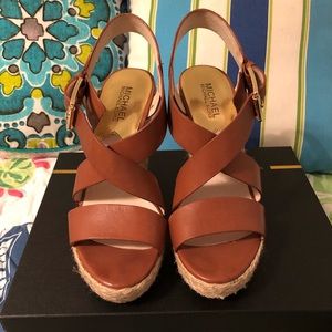 Michael Kors cognac wedges